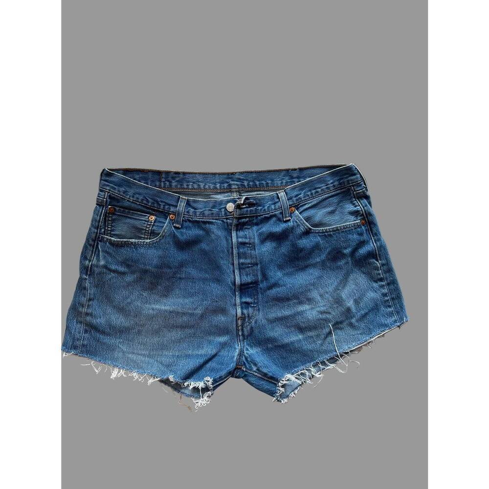 NEW LEVI'S women's vintage 501 denim shorts in blue
